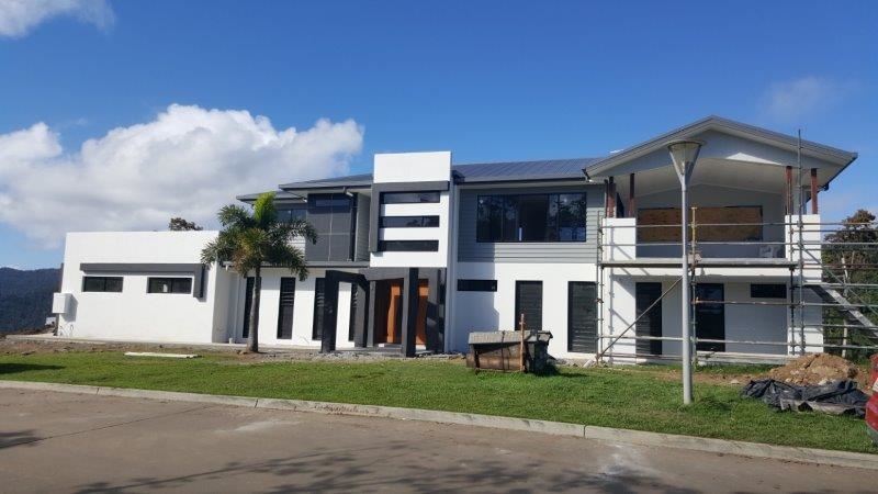 Building In Mt Whitsunday Estate in Airlie Beach