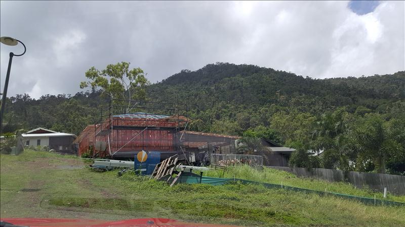 New Build In Country Road Cannonvale