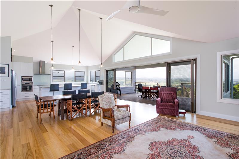 Rural Farmhouse Style Homes and Acreage Homes