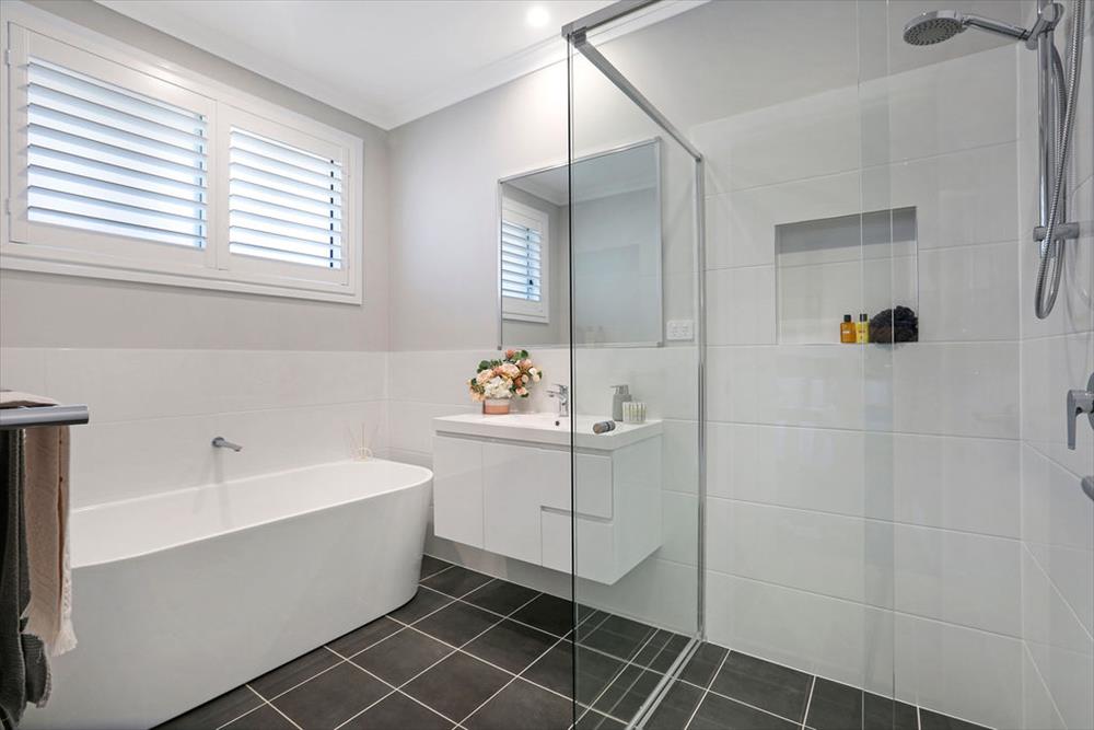 Home Design Internal. Bathroom. Bath Tub. Vanity. Shower. Shower Screen. Towel Rail.