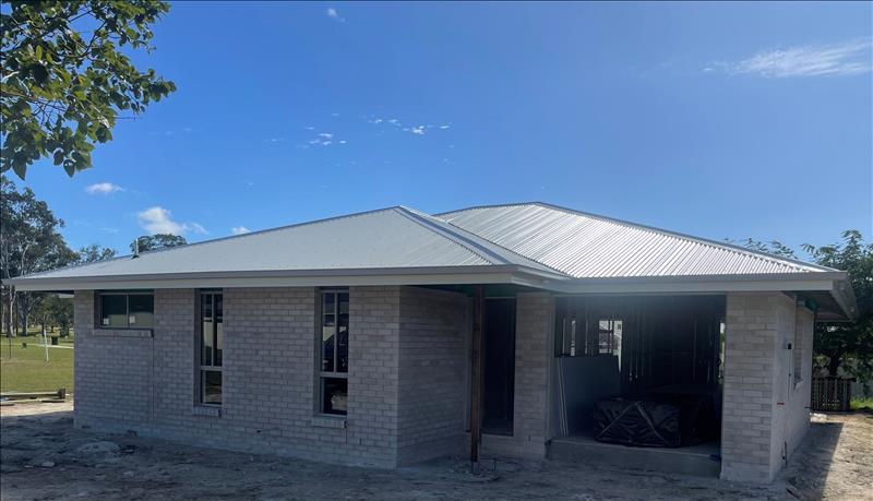 Bricks on and looking great 😊