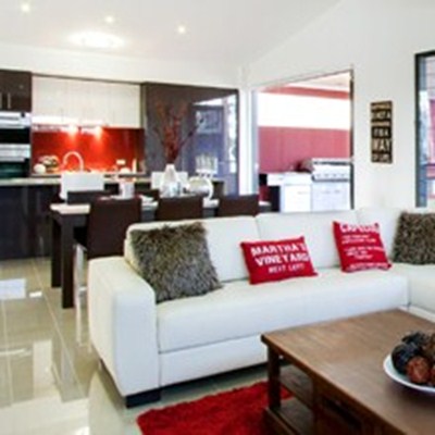 LAKEVIEW DESIGN DOES MORE WITH LESS