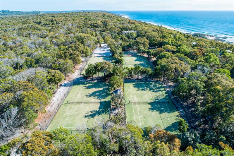 Flat Block, - Northern End Behind Springs Beach - Mostly cleared house site Integrity New Homes House And Land