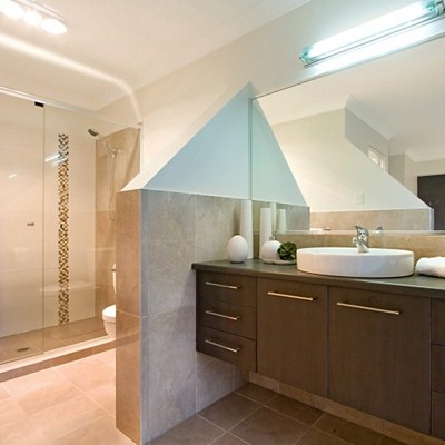 Ensuites Taking A Bath